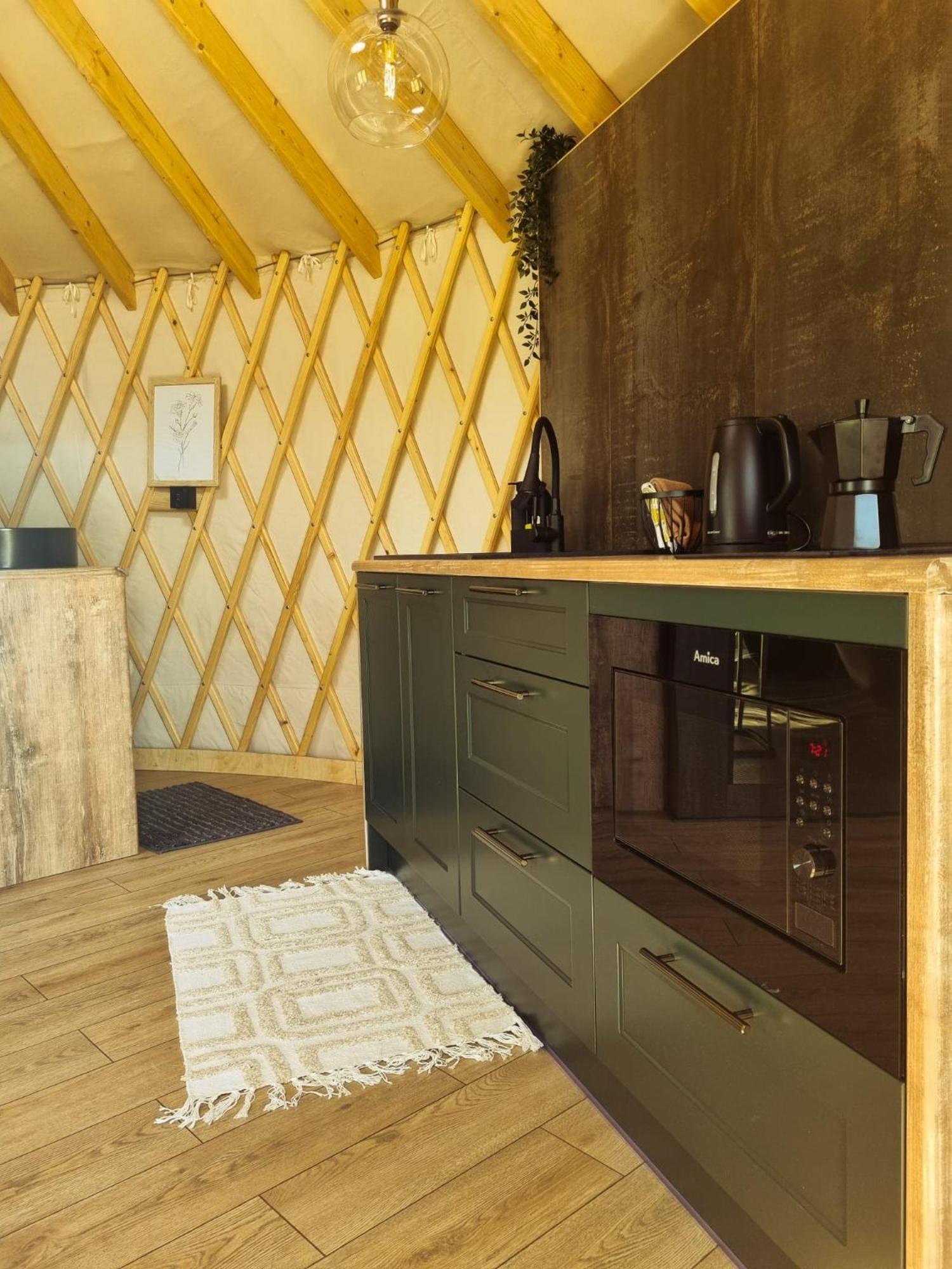 Hotel Jurty Glamping Gostynin Exterior foto