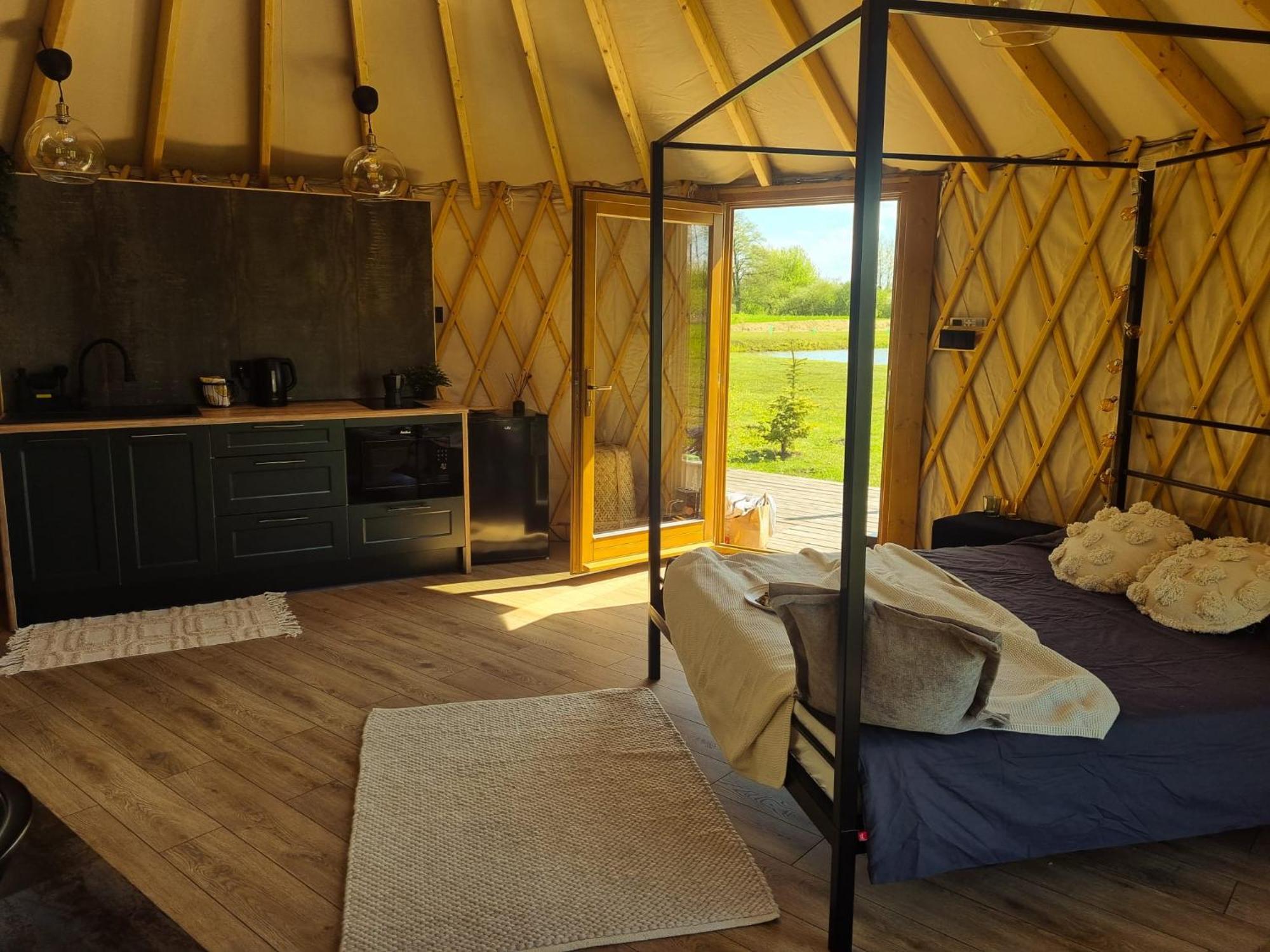 Hotel Jurty Glamping Gostynin Exterior foto